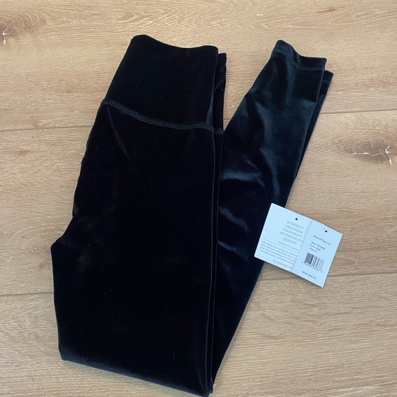 EUC Beyond Yoga Velvet Leggings S Black - Picture 3 of 10